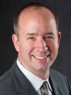 Raymond Swarts is a seasoned professional from a diverse background with extensive experience in the realms of leadership, facilitation, human capital consulting, training, public speaking, as well as risk management and information technology consulting.